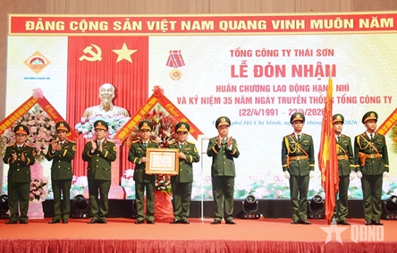 Thai Son Corporation honored with Second-class Labor Order